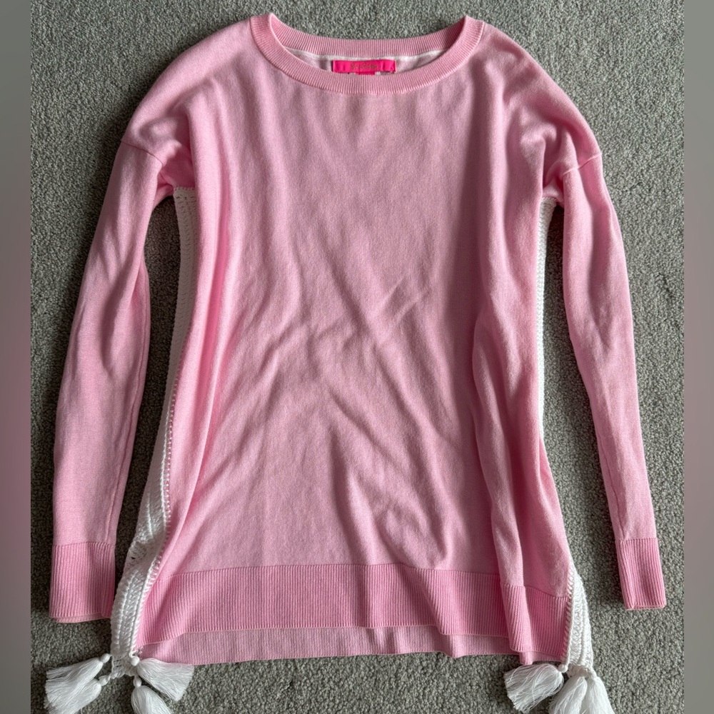 🩷Lilly Pulitzer Perfect Pink Sweater with Tassels🩷